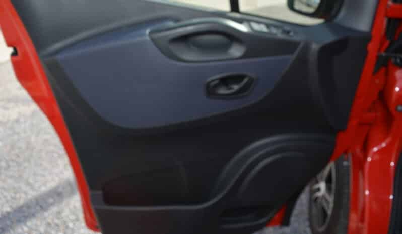 Opel Vivaro Double cabine 16 DCI 6 PLACES complet