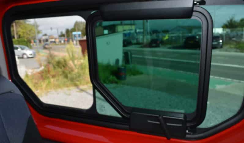 Opel Vivaro Double cabine 16 DCI 6 PLACES complet