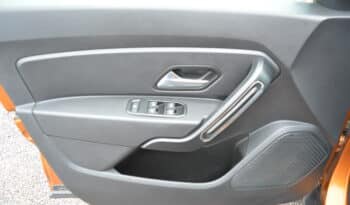 Dacia Duster 1.6 SCe Comfort (EU6.2) complet