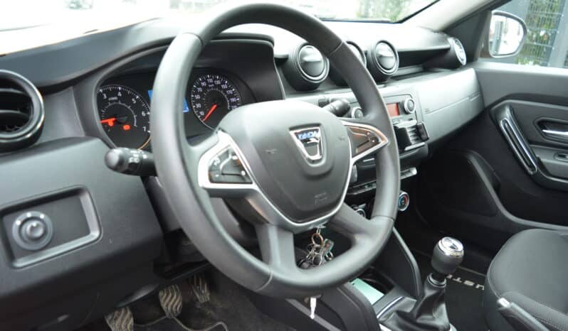 Dacia Duster 1.6 SCe Comfort (EU6.2) complet