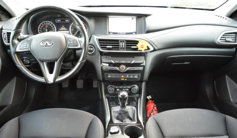 INFINITI Q30  15 TDCI  FULL OPTION complet