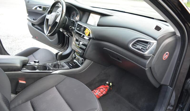 INFINITI Q30  15 TDCI  FULL OPTION complet